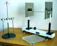 Демонстрационная установка «Конденсатор универсальный раздвижной»  - fgospostavki.ru - Киров