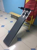 Доска для пресса навесная на шведскую стенку с двумя валиками (длина 1,5 метра) - fgospostavki.ru - Киров