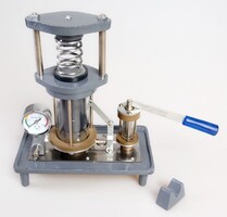 Пресс гидравлический (модель) - fgospostavki.ru - Киров