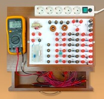 Универсальный стенд для изучения основных законов электричества и электротехники - fgospostavki.ru - Киров