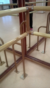 Кронштейн напольный угловой (двухрядный) - fgospostavki.ru - Киров