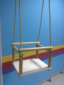 Качели подвесные (деревянные) - fgospostavki.ru - Киров