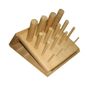 Наклонная панель с колышками для развития силы и подвижности пальцев рук и кисти (32 колышка) - fgospostavki.ru - Киров