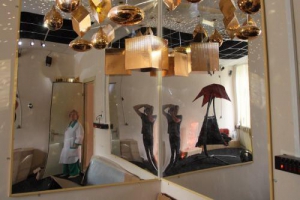 Зеркало настенное небьющееся без подсветки 75х50 сантиметров - fgospostavki.ru - Киров