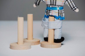 Подставки под куклу - fgospostavki.ru - Киров