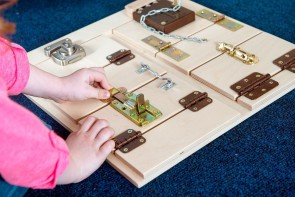 Тактильно-развивающая панель “Замочки” - fgospostavki.ru - Киров